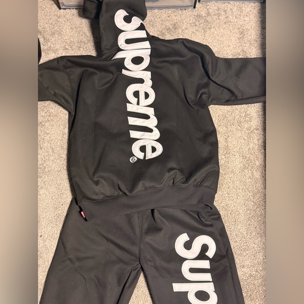 Supreme set with letters down 1:1